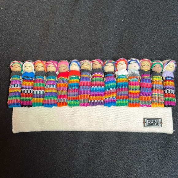 Traditional doll wallet - Picture 1 of 5